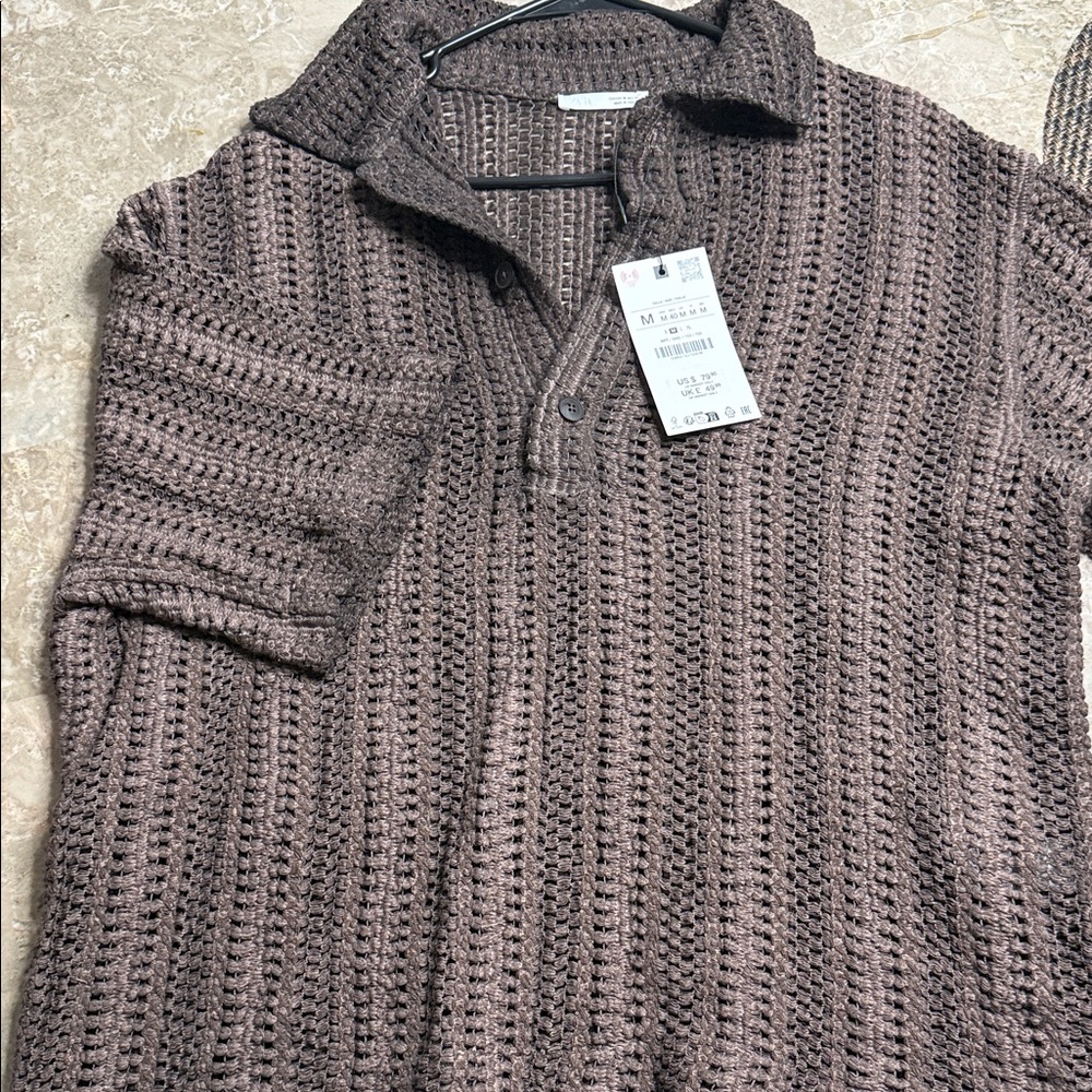 Zara Men's Brown Open-Weave V-Neck Polo Sweater